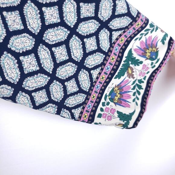 Whisper Boho V Neck 3/4 Sleeve Top Size Small - Picture 5 of 5